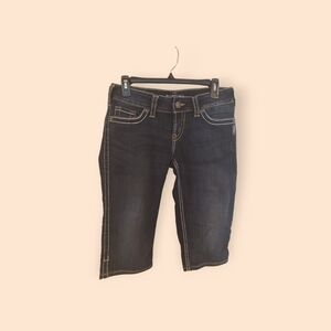 Womans silver jean capris size 29